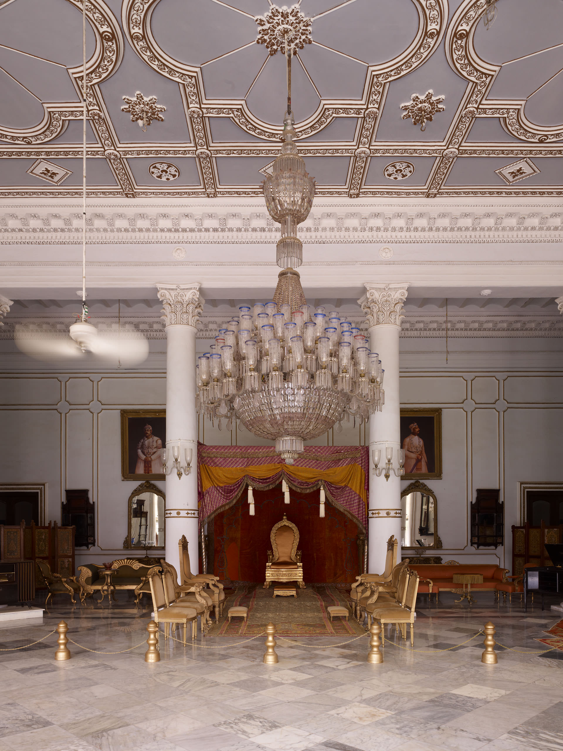 E11318 AP45 026359 j2560